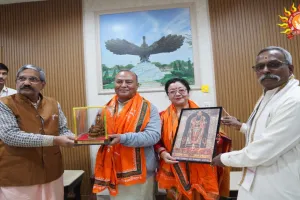 अयोध्या: नेपाल के सेना प्रमुख ने किये रामलला के दर्शन