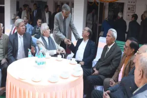 लखनऊ: दो घंटे में दिखी पूरी उम्र जी लेने की ललक, वर्षो बाद मिले भूविज्ञानी... बोले फिर भी दिल है हिंदुस्तानी..