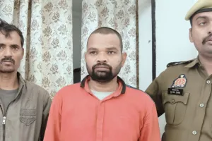 चित्रकूट में पुलिस ने तीन चोरियों का किया खुलासा: दो आरोपी गिरफ्तार...चोरी गई लाइसेंसी बंदूक और कारतूस भी मिले
