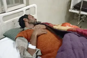 Bahraich News : माचिस देने से इंकार करने पर दबंगों ने परिवार पर किया हमला 