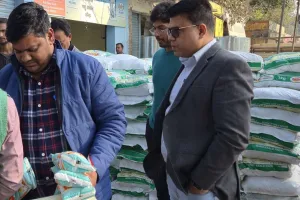 पीलीभीत:  क्या आपका नमक खाने लायक है...? जानिए अफसर क्यों लेने पहुंचे सैंपल