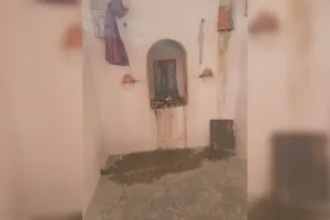 फतेहपुर में पुजारी को बंधक बना मंदिर में हुई लाखों की चोरी: दो सौ साल पुराना मंदिर, इस नाम से है प्रसिद्ध