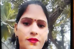 मुरादाबाद : दूसरे समुदाय के युवक ने की महिला की गला घोटकर हत्या, हत्यारोपी मुठभेड़ में गिरफ्तार