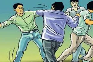  Video : लखनऊ में डॉक्टर को वकील ने जड़े थप्पड़, नर्स से कहासुनी के बाद बिगड़े हालात