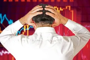 Stock Market: आईटी शेयरों में बिकवाली से सेंसेक्स 375 अंक लुढ़का, निफ्टी 25,111 अंक पर बंद