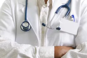 बरेली के इन दो 2 डॉक्टरों के लाइसेंस होंगे कैंसिल, 10 साल से न्याय की आस