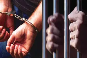 संभल : मैसेज वायरल कर अफवाह फैलाने में मेडिकल संचालक गिरफ्तार