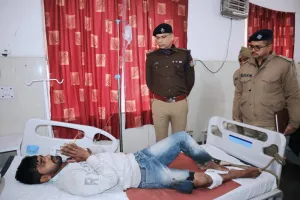 एटीएम लूट की कोशिश नाकाम, चोर के पैर में लगी गोली 