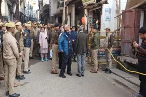 संभल : 7 घंटे रहे न्यायिक आयोग के सदस्य, दर्ज किये पुलिस व जनता के बयान