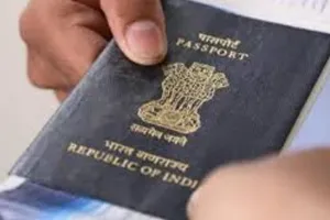 पीलीभीत: विवाहिता की गुहार! साहब मेरे पति का जब्त करा लो पासपोर्ट, नहीं तो...