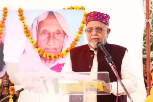 अमरोहा : शंकराचार्य द्वारा योगी जी के इस्तीफे की मांग गलत -सुरेश खन्ना