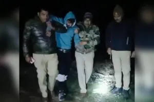 बदायूं: लूट के इरादे से घूम रहे तीन बदमाश मुठभेड़ में गिरफ्तार, एक के लगी गोली