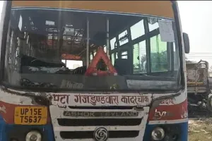 कासगंज: बाइक सवार युवक की निजी बस से कुचलकर दर्दनाक मौत