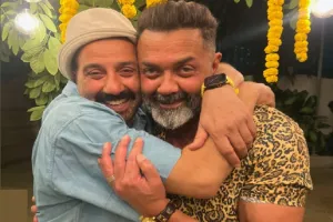 Bobby Deol Birthday : 'हैप्पी बर्थडे लिटिल ब्रदर...', सनी देओल ने छोटे भाई बॉबी पर लुटाया प्यार