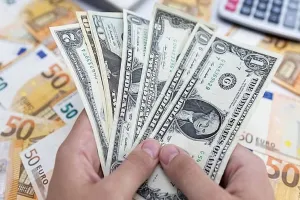 कारोबार: विदेशी मुद्रा भंडार 1.9 अरब डॉलर घटकर 623.9 अरब डॉलर 