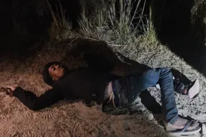 कानपुर के महाराजपुर में पुलिस की गोतस्कर से हुई मुठभेड़, पैर में लगी गोली, गिरफ्तार: आरोपित के फायरिंग करने से बाल-बाल बचे दारोगा