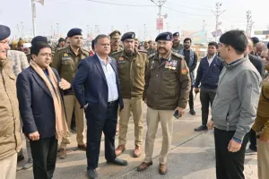 Maha Kumbh 2025: मुख्य सचिव और पुलिस महानिदेशक पहुंचे महाकुंभनगर, किया स्थलीय निरीक्षण 