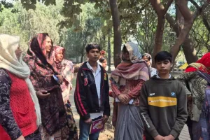 इटावा में युवक की हत्या: मोबाइल चोरी के विवाद में सिर पर मारा ईंट...मौत, पूर्व प्रधान के बेटे के खिलाफ FIR दर्ज