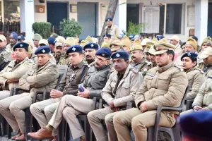 मतदान स्थलों पर तैनात हुए 1833 पुलिस कर्मी और पैरा मिलिट्री