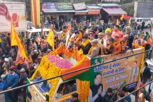 गजराज बिष्ट के समर्थन में पुष्कर धामी ने हल्द्वानी में  किया रोड शो 