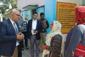  Kanpur DM लगातार कर रहे निरीक्षण: बिधनू में अंत्येष्टि स्थल, राजकीय गोवंश आश्रय व प्राथमिक विद्यालय पहुंचे, मिड डे मील का खाना बच्चों संग चखा