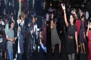 New Year 2025: लखनऊ वासियों ने खुले दिल से किया नव वर्ष का स्वागत, एक सुर में बोले- हैप्पी न्यू ईयर, देखें Video