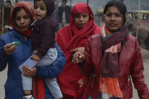 सुबह निकला कोहरा...दोपहर में धूप: कानपुर में सर्दी का सितम जारी, जानिए मौसम विभाग का आने वाले दिनों के लिए क्या है अनुमान