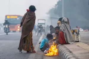 Weather Update: दिल्ली-NCR समेत पूरे उत्तर भारत में ठंड का कहर जारी, जानें UP समेत इन राज्यों का मौसम