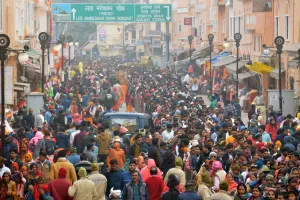 नव वर्ष 2025 पर अयोध्या में दर्शन के लिए उमड़ा आस्था का सैलाब, राम मंदिर और हनुमानगढ़ी में लगी लंबी कतार