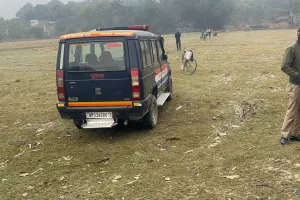 रायबरेली: पुलिस चौकी के पास पेड़ से लटकता मिला शव, नहीं हो सकी शिनाख्त