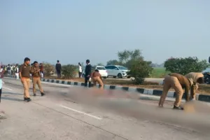 Ghazipur Accident: गाजीपुर में भीषण सड़क हादसा, महाकुंभ से लौट रहे 8 श्रद्धालुओं की मौत...कई घायल