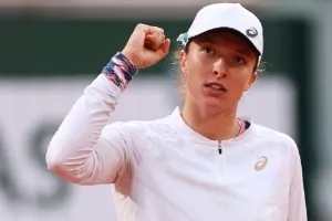 इगा स्वियातेक आसान जीत से ऑस्ट्रेलियाई ओपन के चौथे दौर में, बोलीं-मैं अच्छा खेल रही हूं, मेरा आत्मविश्वास बढ़ा 