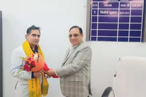 Ayodhya News : अब अयोध्या एयरपोर्ट का जल्द शुरू होगा विस्तार, नए डायरेक्टर विनोद कुमार ने संभाला पदभार 