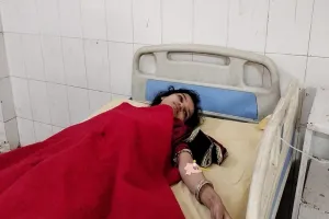 मुरादाबाद : पुलिस पर किशोरी को पीटने का आरोप, SSP ऑफिस पहुंची नाबालिग हो गई बेहोश...जिला अस्पताल में कराया भर्ती 