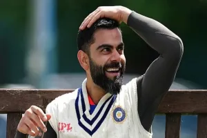 VIDEO : दिल्ली पहुंचते ही छा गए विराट कोहली, मैदान पर खिलाड़ियों संग की मस्ती...लंच में खाए 'कढ़ी-चावल' 