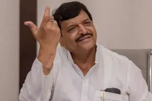 औरैया में पीडीए जन संवाद कार्यक्रम में पहुंचे शिवपाल यादव, बोले- व्यवस्थाएं बता रहीं महाकुंभ में किया गया बंदरबांट...