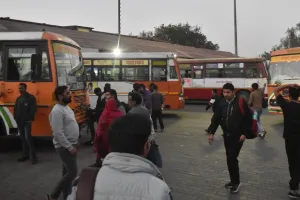 बरेली: कब शुरू होगी रोडवेज बस सेवा? ग्रामीण क्षेत्र में सर्वे के बाद भी संचालन लटका!