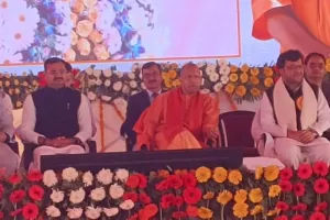 लखीमपुर खीरी: सीएम ने कुंभी में किया पीएलए प्लांट का शिलान्यास, कुछ देर में गोला में रखेंगे शिव मंदिर कॉरिडोर की आधारशिला 