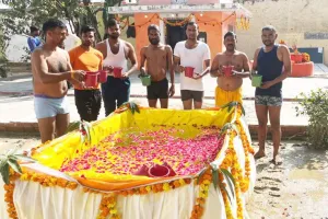 रामपुर: जिला कारागार में महाकुंभ स्नान, 250 पुरुष और 15 महिला बंदियों ने लिया पुण्य लाभ