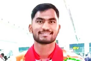 महत गांव के कपिल ने बॉक्सिंग में स्वर्ण जीतकर रचा इतिहास    