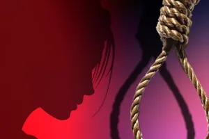 बदायूं: लकड़ी लेने खेत पर गई किशोरी का फंदे पर लटका मिला शव