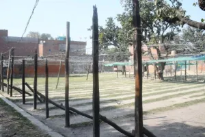 बरेली: विस्फोटक सामग्री से बनने वाला ये मांझा, चाइनीज से भी ज्यादा है खतरनाक 