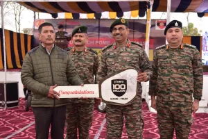 खराब मौसम में भी जवानों का जोश हाई, वीर नारियों की हौसला-अफजाई 