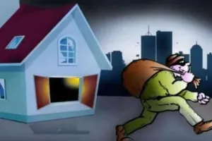 शाहजहांपुर: मकान से नकदी समेत लाखों का जेवरी चोरी, घर लौटी महिला तो टूटा मिला ताला