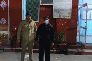 दिल्ली में रिक्शा चला रहा था मुरादाबाद का वांटेड गैंगस्टर सूरज 