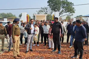 शाहजहांपुर: छह फरवरी को नायक जदुनाथ का मनेगा बलिदान दिवस, डीएम व एसपी ने लिया जायजा