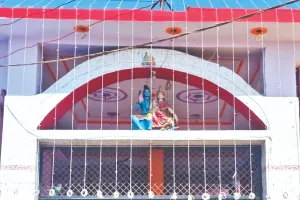 दिनेशपुर का 350 साल पुराना प्राचीन शिव मंदिर है अटूट आस्था का केंद्र 