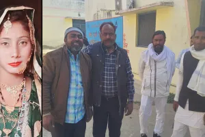 रामपुर: दहेज में कार और 4 लाख, ससुरालियों ने विवाहिता को कुंडे में लटकाकर मार डाला