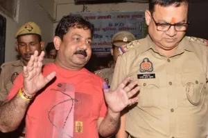 कानपुर की इन तहसीलों में पत्र भेजकर Avanish Dixit के साथियों की संपत्ति का मांगा ब्योरा...इस मामले में भेजे गये जेल