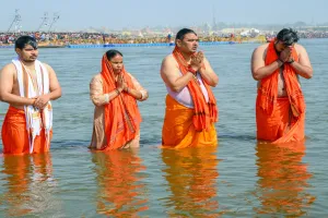 महाकुंभ में सीएम भजनलाल शर्मा की अध्यक्षता में हुई राजस्थान मंत्रिपरिषद की बैठक, पुजारियों को मिली बड़ी सौगात 